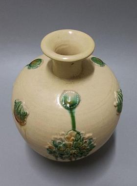 仿古陶瓷瓶巩县窑三彩雕花瓶博古架摆件古典艺术出国礼品拍报道具