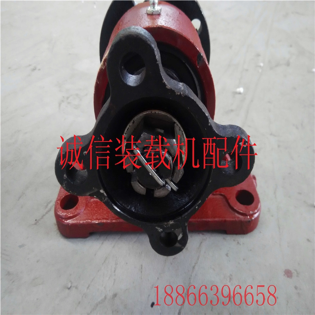 Small loader forklift drive shaft bridge drive shaft bracket bracket drive shaft connecting seat bridge assembly