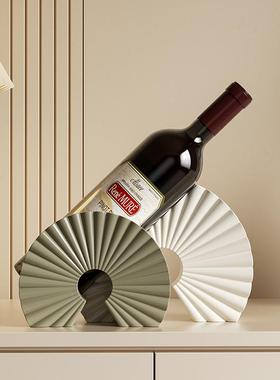 设计师现代艺术红酒架摆件侘寂风轻奢创意家居客厅玄关酒柜装饰品