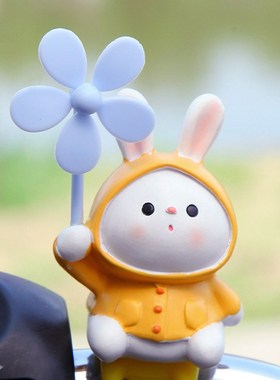 速发可爱小猪自行单车装饰小配件电瓶车骑行玩偶婴儿车