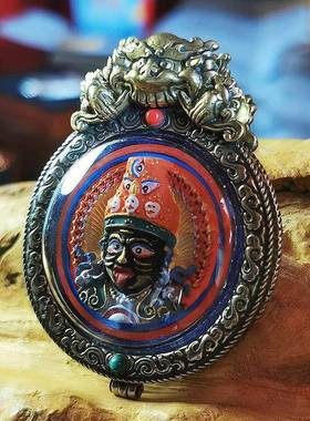 西藏矿物质彩绘擦擦佛像嘎乌盒吊坠本命佛扎基拉姆随身小唐卡挂件