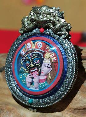 西藏矿物质彩绘擦擦佛像嘎乌盒吊坠本命佛扎基拉姆随身小唐卡挂件