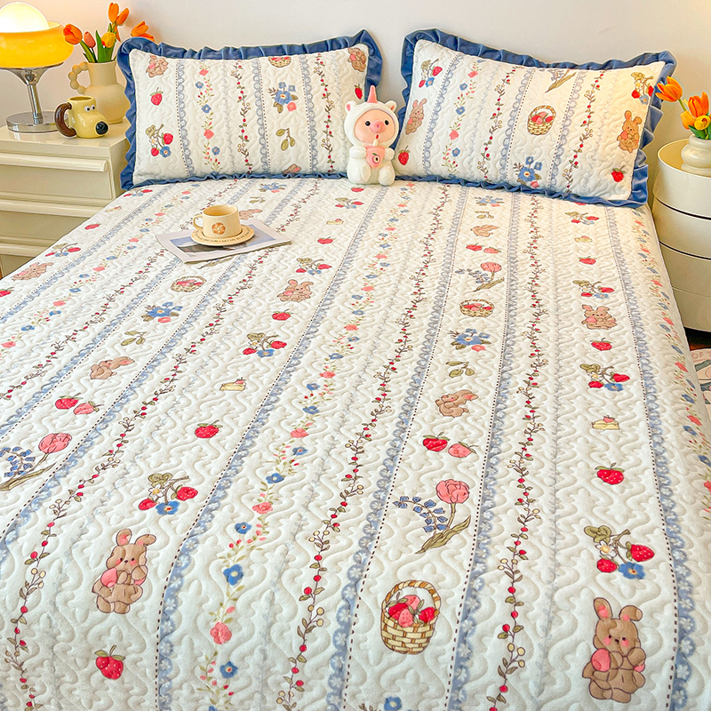 速发牛奶绒花边床盖冬季保暖珊瑚法兰榻绒防米榻滑三件式床组加厚 - 图1