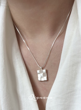 天然贝母九宫格轻奢锁骨链