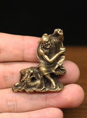 迷你微雕古玩铜器实心黄铜佛像降龙伏虎罗汉纯铜做旧桌面摆件茶宠