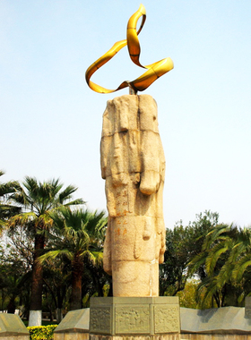 玻璃纤维仿石材建筑景观塑像户外广场专业加工制作各种雕塑样式摆