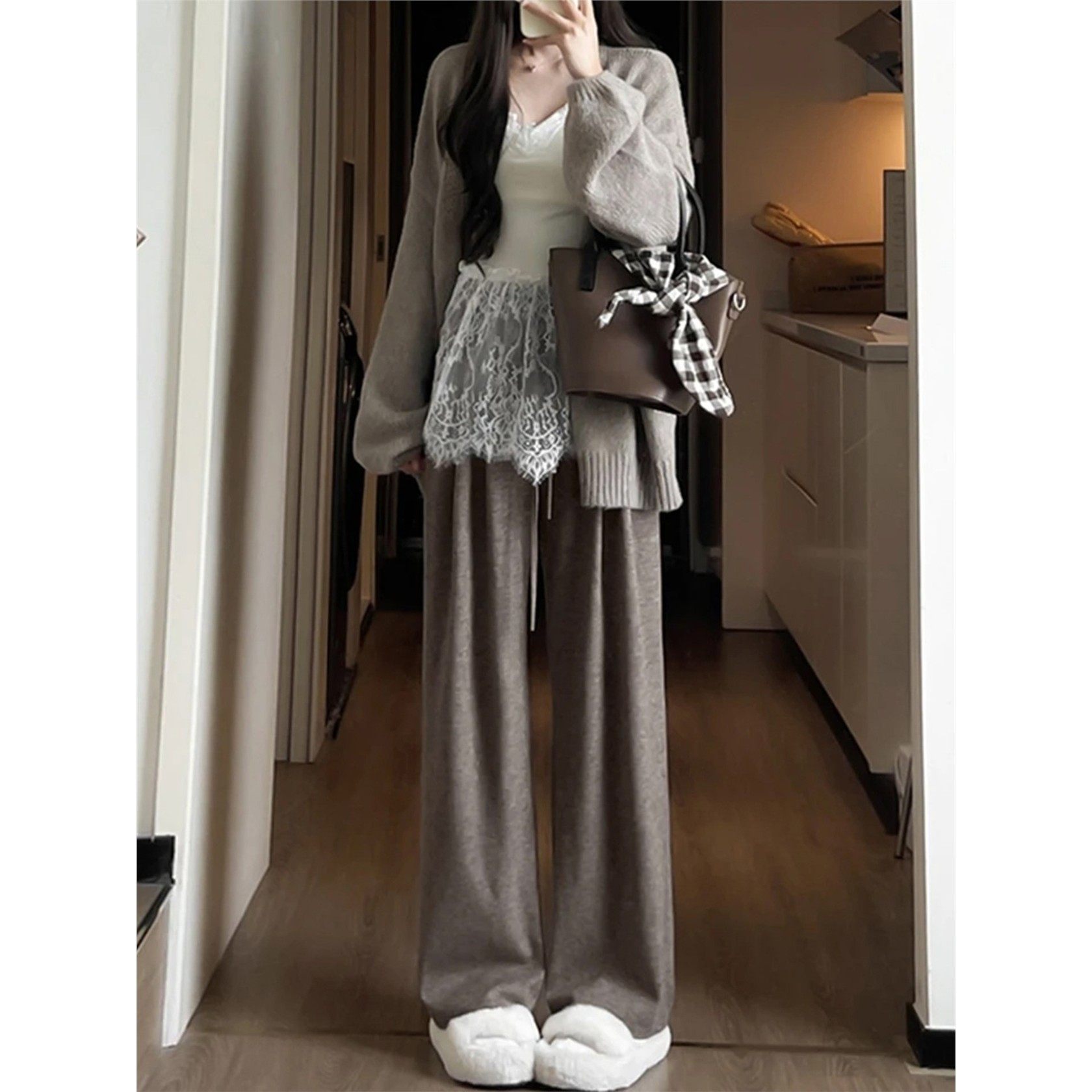 浅色糯米休闲裤女秋冬加绒胖妹妹mm高腰宽松显瘦梨型身材阔腿裤子,淘宝优惠券,粉丝福利购,淘宝优惠卷