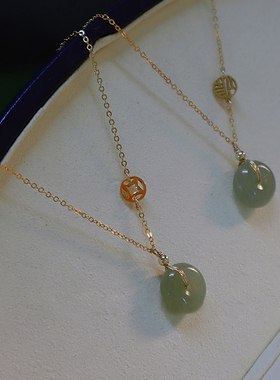 和田玉项链女平安扣锁骨颈链轻奢小众设计感高级吊坠2024新款爆款