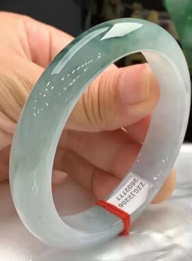 天然缅甸翡翠处理手镯老种料水润细腻飘绿花胖圆条手镯