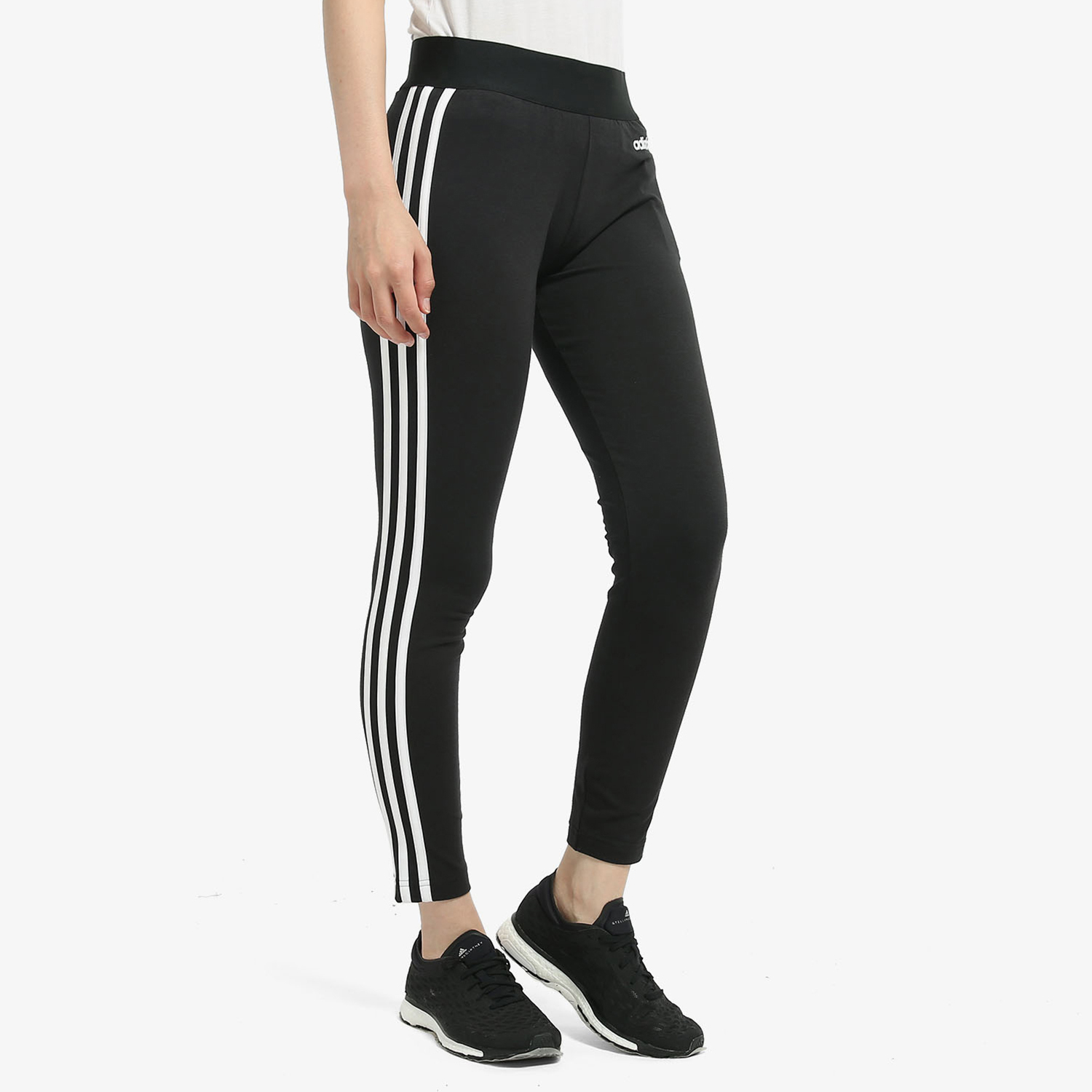 Adidas/阿迪达斯正品W E 3S Tight女士透气修身运动短裤DP2389 - 图0