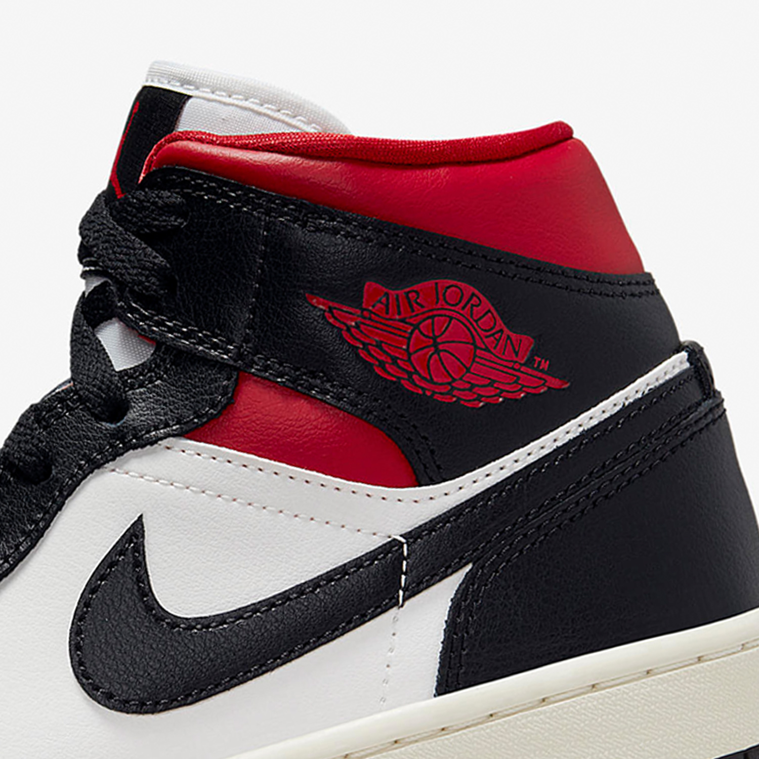 Nike/耐克正品Air Jordan 1 Mid AJ1女子中帮板鞋BQ6472-061 - 图2