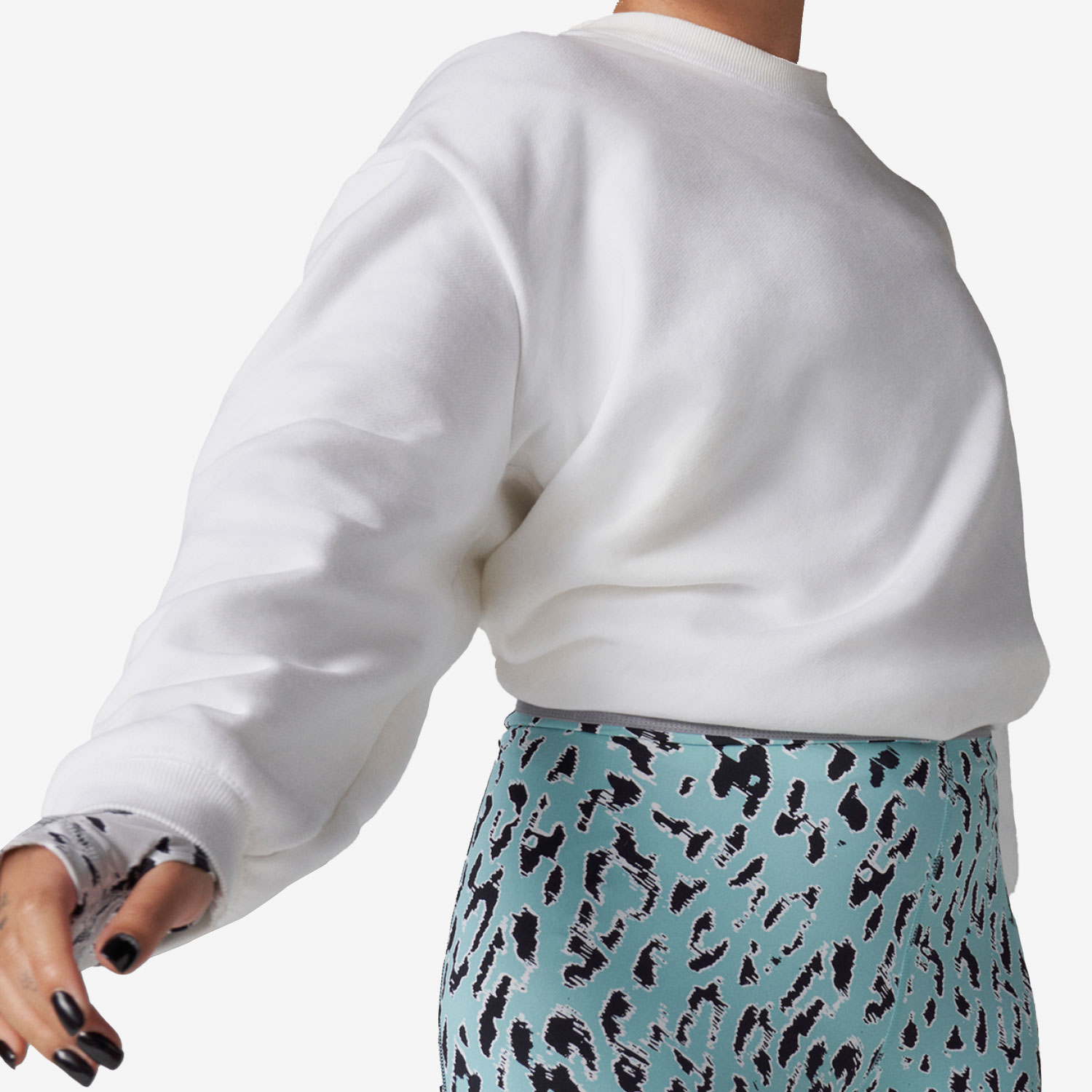 Adidas/阿迪达斯正品SMC SW SWT ML女子运动卫衣套头衫H59978 - 图1