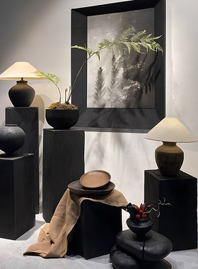 侘寂风黑色方形碳化实木墩子民宿原木花架雕塑展示台Y木桩底座摆