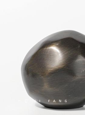 一匚创意轻奢古铜色圆球金属石头样板间书房卧室客厅书架艺术摆件