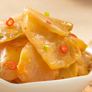 乌江酸辣鲜榨菜片300g克开味咸菜下饭菜涪陵酱腌制榨菜萝卜泡椒味