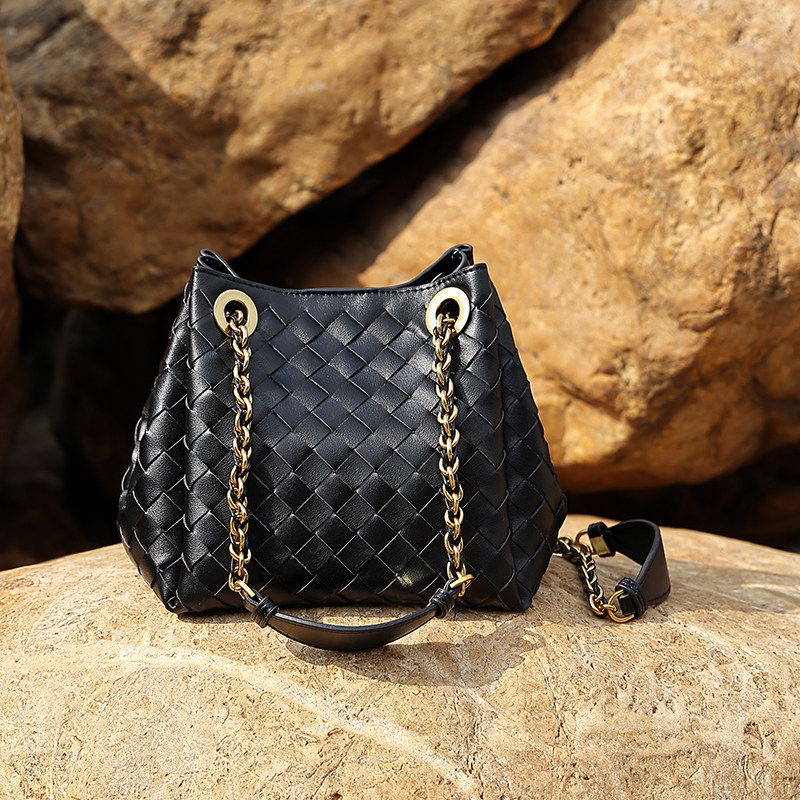 GEOILIO手工编织降落伞包轻奢羊皮菜篮子简约通勤单肩斜跨手提包,淘宝优惠券,粉丝福利购,淘宝优惠卷