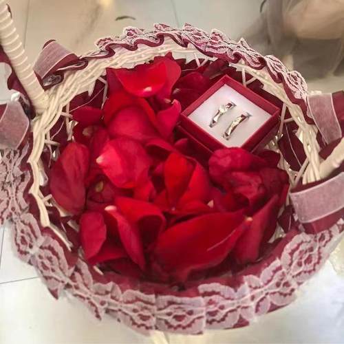 婚礼红色喜庆花篮糖果手工编织手提花篮西式婚礼心形撒花瓣篮 - 图2