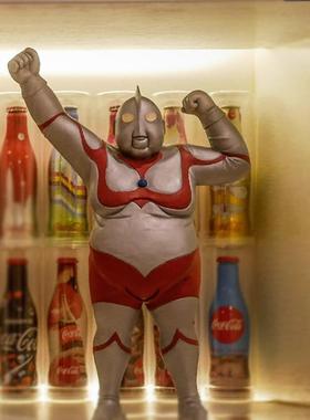 恶搞发福肥宅举手中指款胖奥凸曼桌面摆件玩具摆件送男友礼物