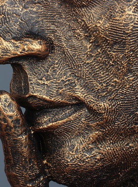 简约现代艺术品复古装饰书房摆件创意人物雕塑家居沉默是金工艺品