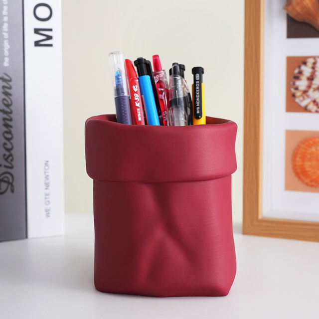 Creative pen holder ornaments for girls birthday gifts work station desktop storage student stationery supplies for boys office