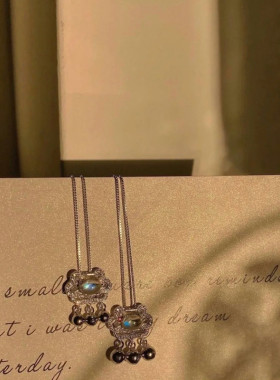 平安锁项链女纯银轻奢小众设计水晶如意铃铛月光石吊坠锁骨链网红