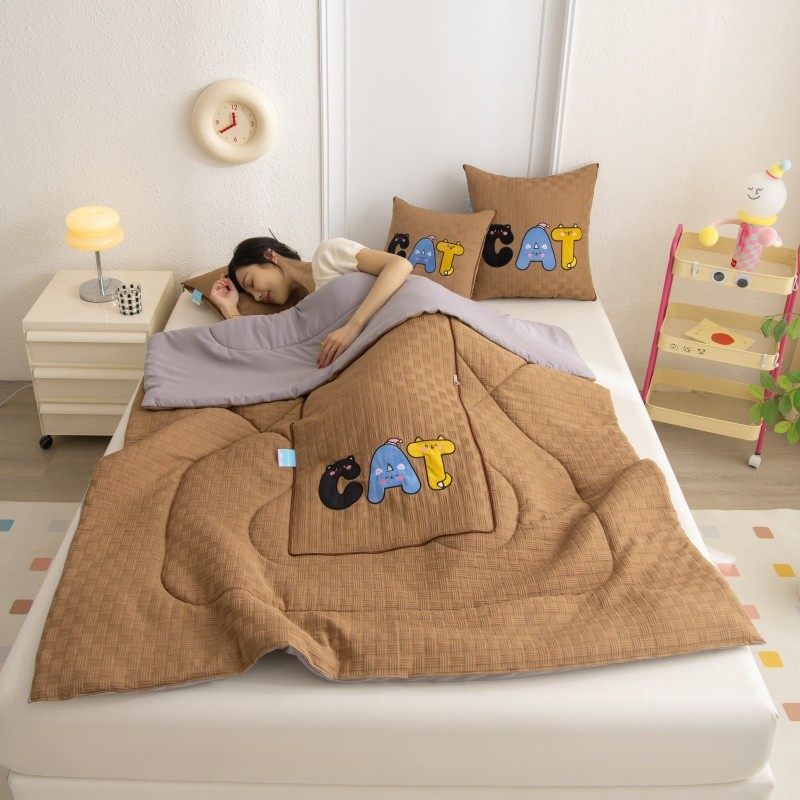 折叠抱枕被子两用车载多功能午休靠垫枕头被办公室沙发午睡空调被,淘宝优惠券,粉丝福利购,淘宝优惠卷