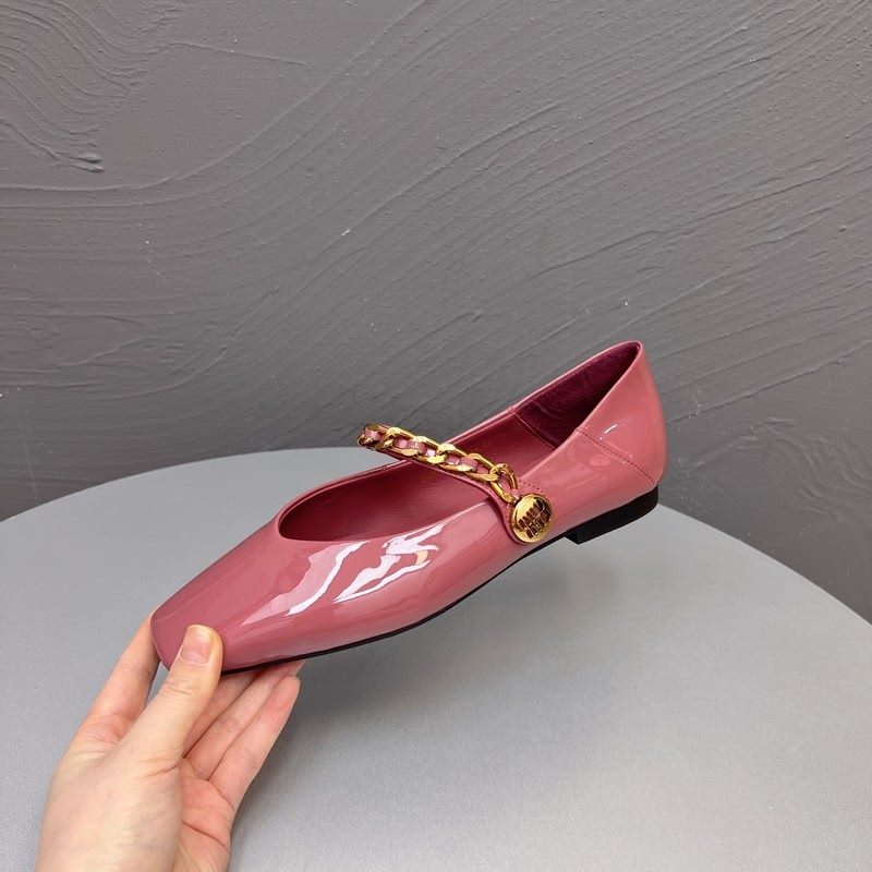 欧货女鞋2025年新款瓢鞋漆皮方头浅口个性链条珍小众平底单鞋,淘宝优惠券,粉丝福利购,淘宝优惠卷