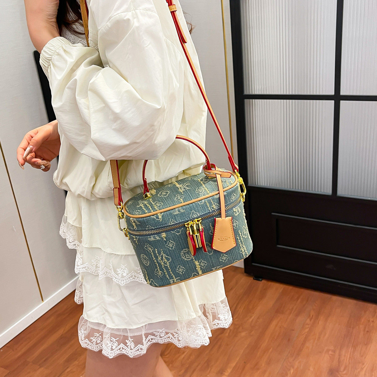 2025新款超火牛仔布迷你链条盒子包时尚百搭单肩斜挎高级感手提包,淘宝优惠券,粉丝福利购,淘宝优惠卷