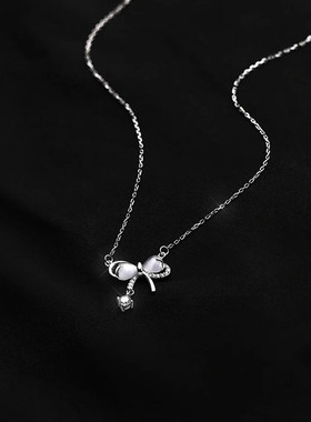 白贝母蝴蝶999纯银项链2024新款爆款生日礼物锁骨链轻奢小众闺蜜