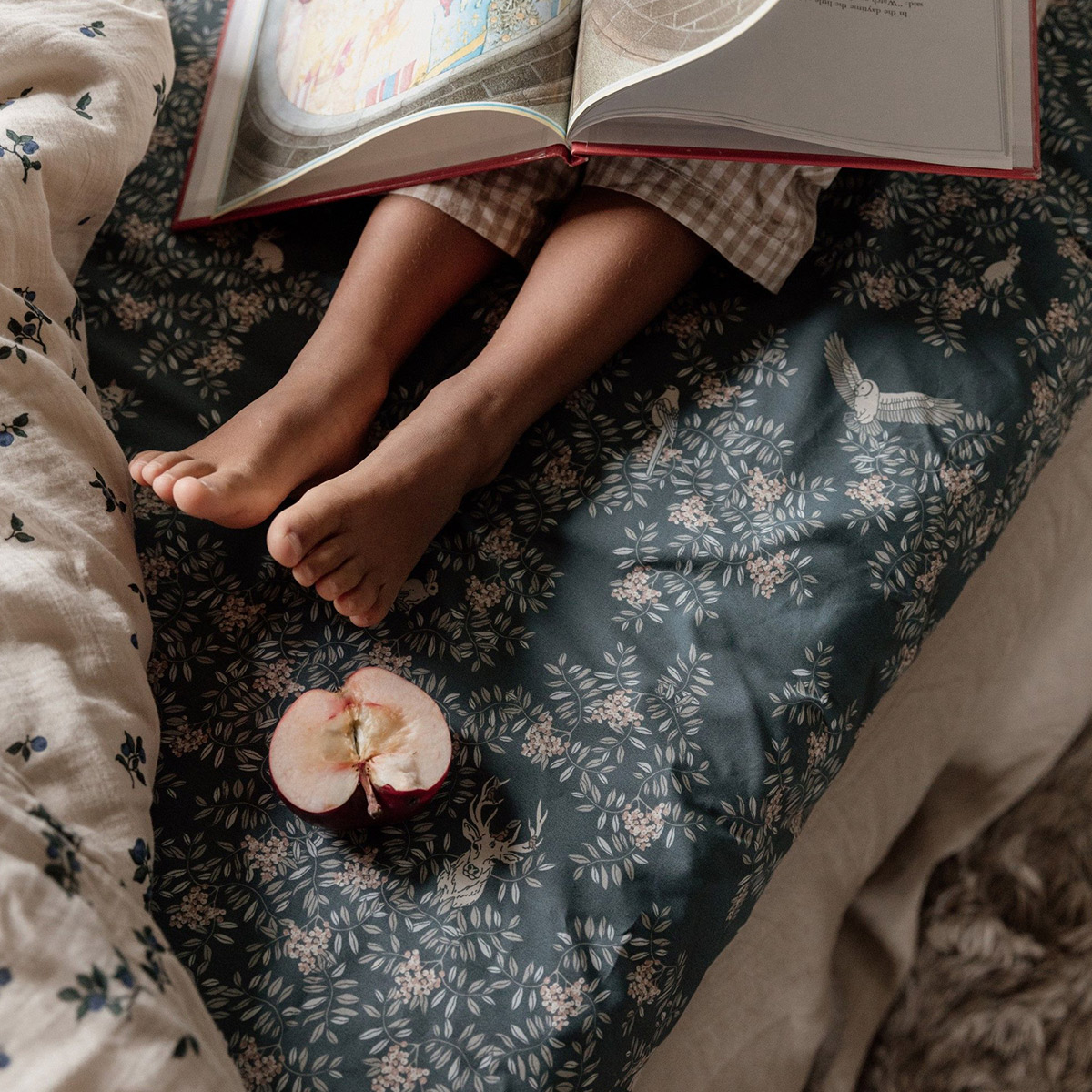 瑞典Garbo and friends床笠纯棉森系手绘印花床罩床垫保护罩北欧 - 图2