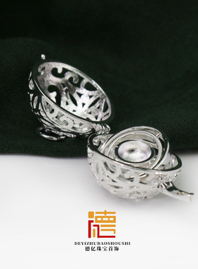 复古个性可打开镂空嘎乌盒圆球吊坠可放香囊香丸秋冬搭配毛衣链女