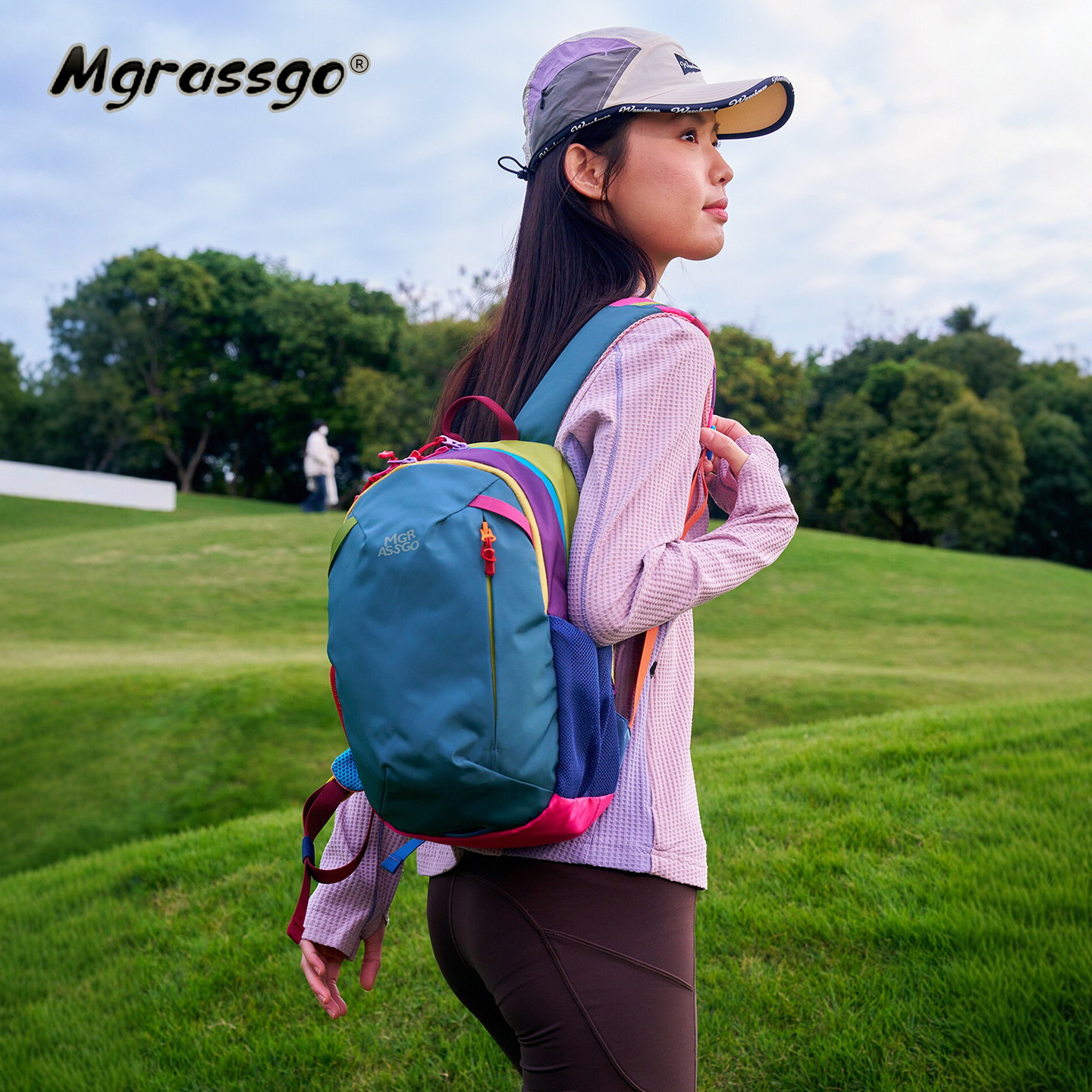 MGRASSGO small backpack women's contrasting color nylon picnic sports mountaineering bag waterproof outdoor small school bag