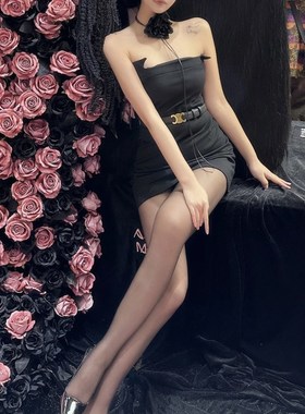 暗黑系红玫瑰花瀑布网红橱窗店铺情人节打卡活动布置装饰摆件道具