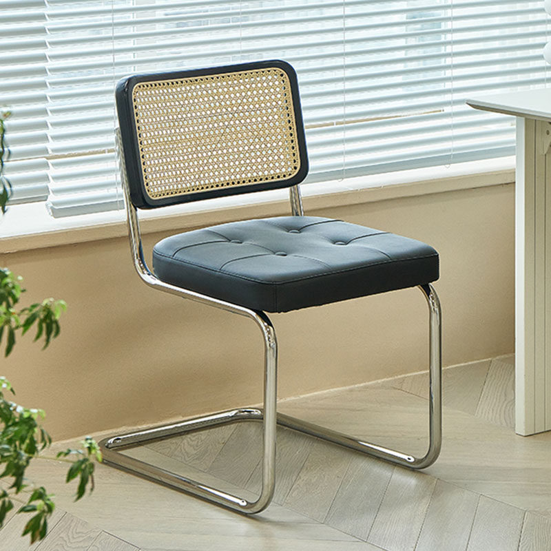 实木藤编法式奶油风餐椅家用轻奢白色餐桌凳设计师瓦西里悬浮椅子,淘宝优惠券,粉丝福利购,淘宝优惠卷