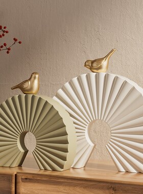 创意艺术摆件奶油风客厅酒柜电视柜样板房高级感软装饰品乔迁礼物