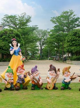 幼儿园装饰白雪公主和七个小矮人雕塑玻璃钢商场售楼处迪斯尼摆件