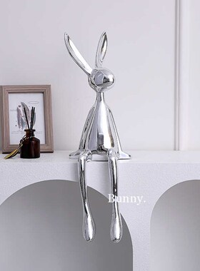 速发居奢坐姿兔子摆件家轻玄关入户高级摆软装饰品样板房酒柜感设