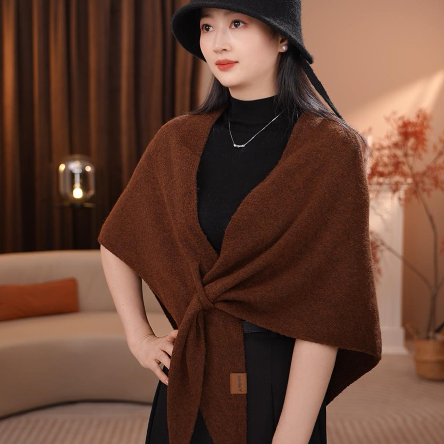 慵懒风三角围巾女秋冬保暖护颈围脖羊毛混纺纯色空调房大披肩外搭