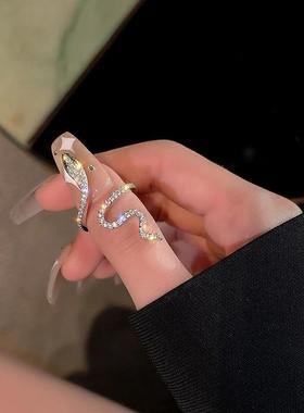 Snake ring for a women Rings微镶锆石缠绕小蛇戒指女时尚戒指