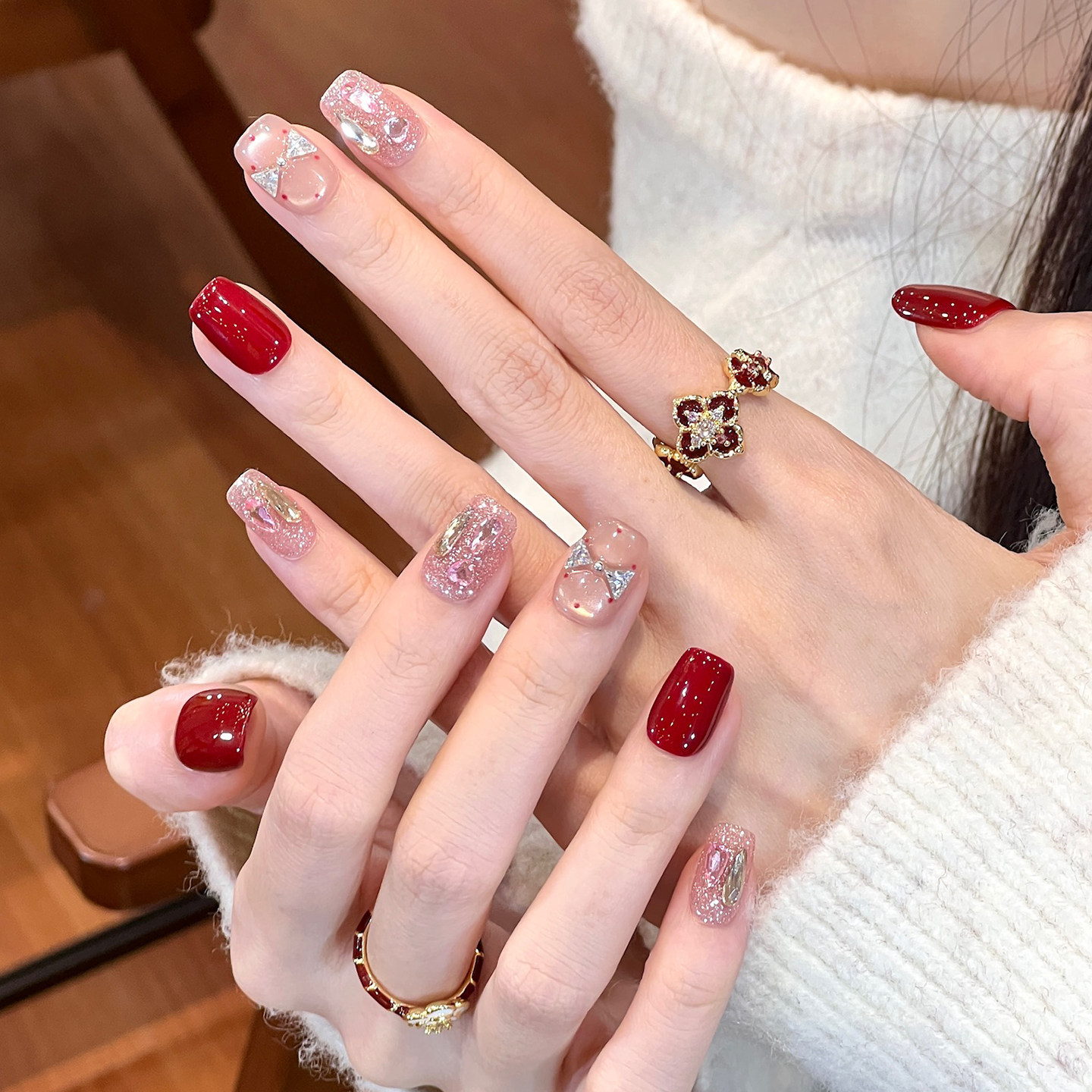 植兔高品质手工穿戴甲短款酒红色美甲2026新年显白纯色高级感甲片,淘宝优惠券,粉丝福利购,淘宝优惠卷