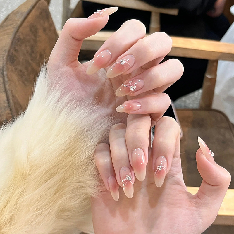 植兔手工穿戴甲2025新款高级感甄嬛裸色显白猫眼美甲清透纯欲贴片,淘宝优惠券,粉丝福利购,淘宝优惠卷