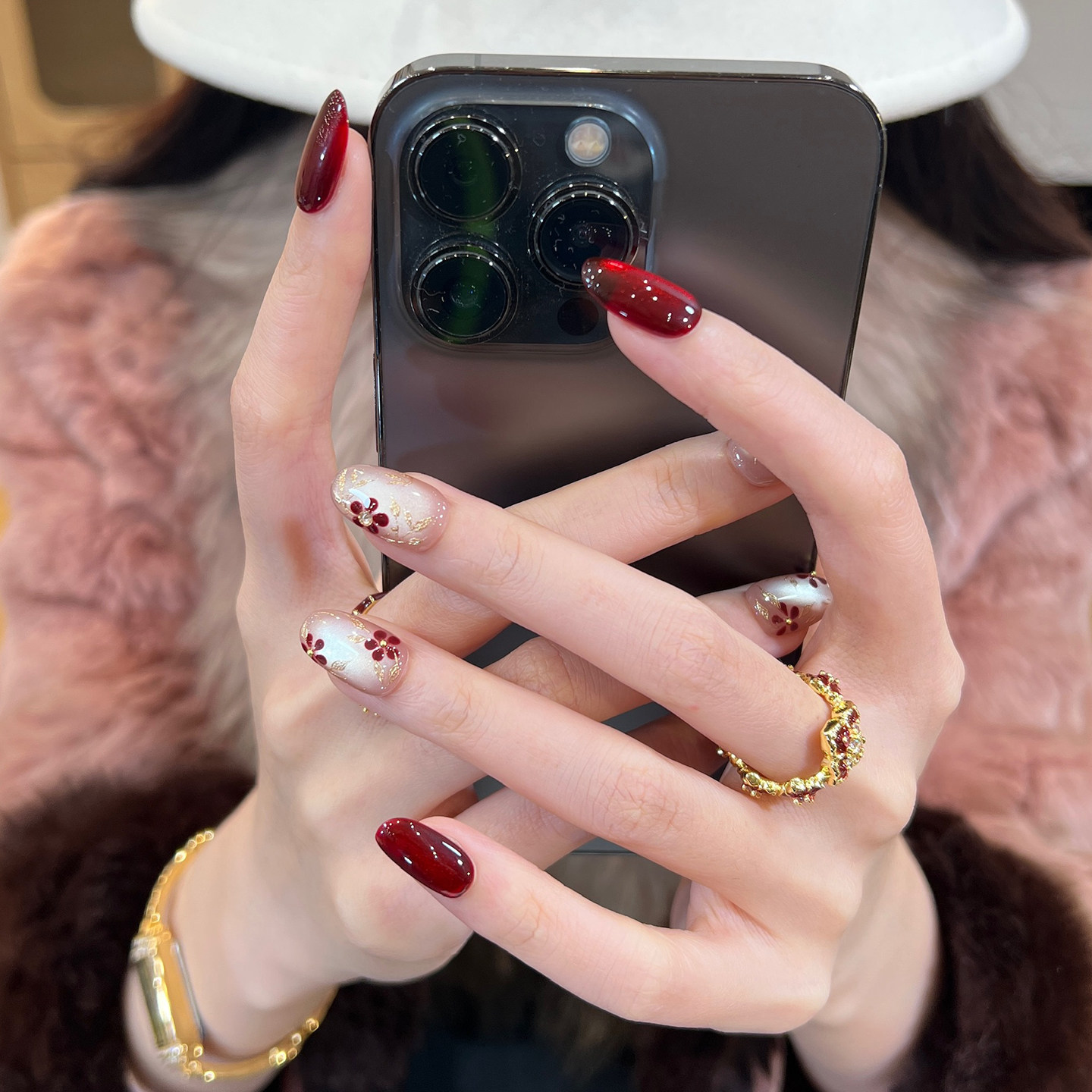 植兔红色猫眼穿戴甲2026年新款高级感繁花显白轻奢美甲秋冬款贴片,淘宝优惠券,粉丝福利购,淘宝优惠卷