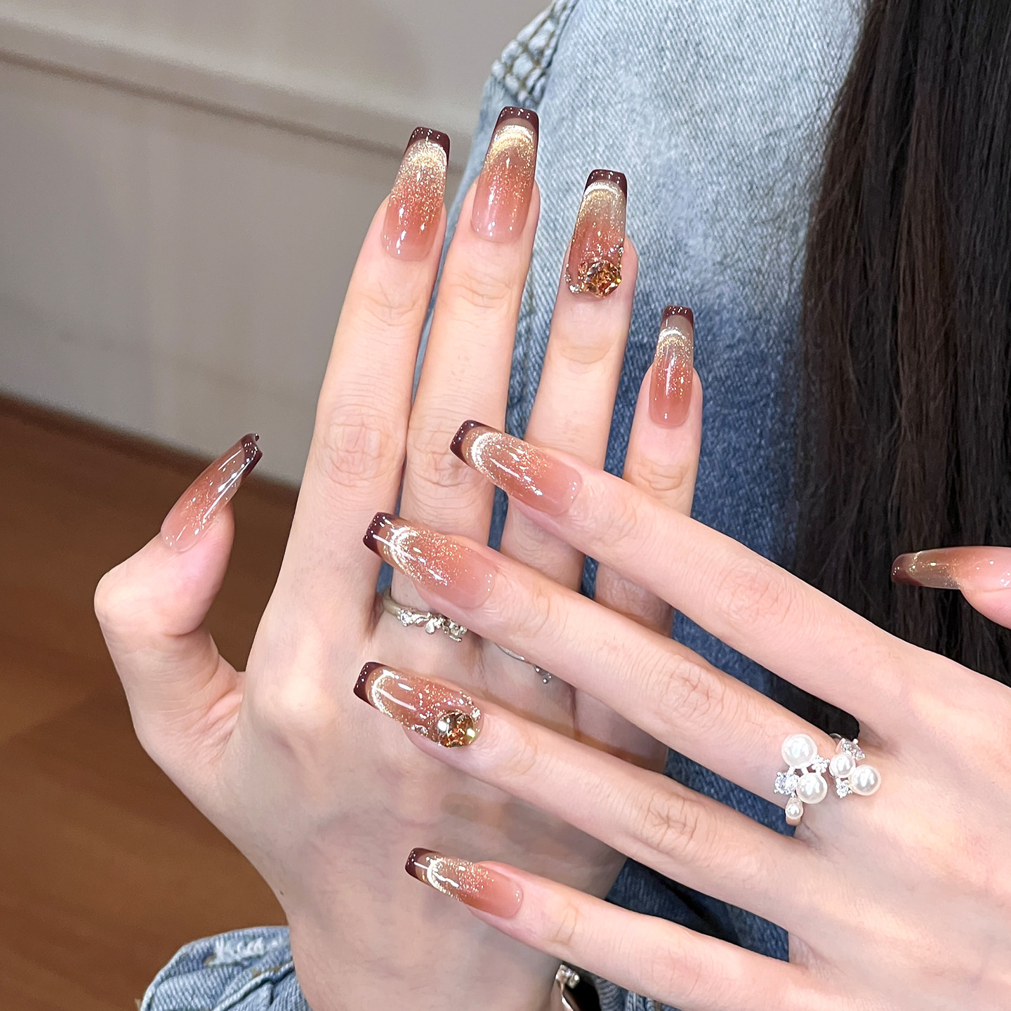 植兔穿戴甲金色猫眼高级感中长款法式焦糖腮棕色系秋冬季显白美甲,淘宝优惠券,粉丝福利购,淘宝优惠卷