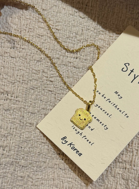 925银金色微笑面包吐司项链新款可爱小鼻嘎卡通精致锁骨链饰品