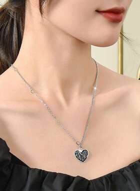 Kim Taeyeon insLUV IS TRUE Designer Heart Letter Necklace Cl