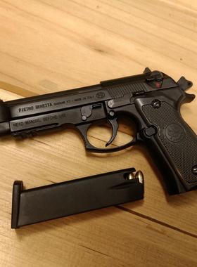 1：2.05合金帝国M92A1伯莱塔模型玩具钥匙扣金属 不可发射