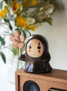 龙猫木制装饰品实木创意卡通周边风车桌面可爱愈合木制生日礼物的