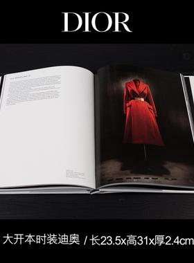 时装模特装饰真假书摆件摄影杂志软装样板房样品屋展示中心妆台衣