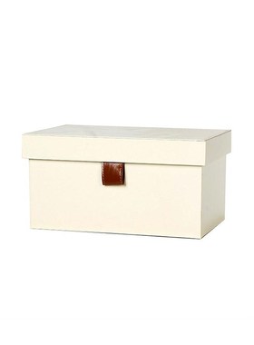 MCCOBB现代轻奢室内设计软装样板房挂墙衣柜女士服饰套装道具摆件