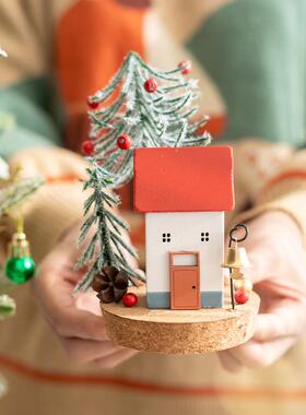 阿楹 森系圣诞木屋设计师隔板摆件治愈微景观办公室餐边柜装饰花